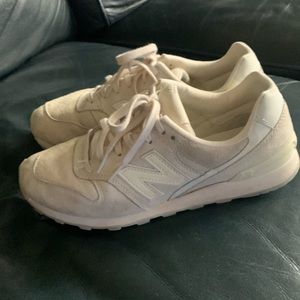COPY - New Balance Size 8 696